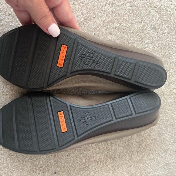 Cole Haan Maria Sharapova size 9 - Picture 3 of 7